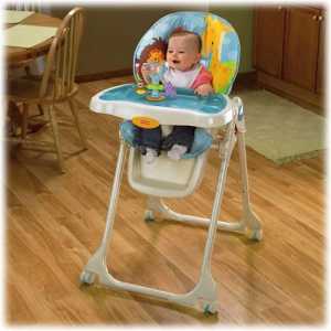 Mnoge majke preporučuju visoku stolicu za hranjenje sretnog beba Williama, i zašto?