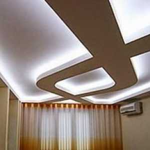 Višeslojni strop od kartona od gipsa s osvjetljenjem vlastitih ruku
