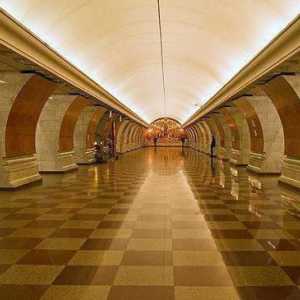 Moskva: Metro `Victory Park` i okolica