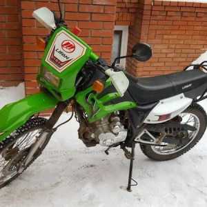 Motocikl Lifan LF200: Pregled i specifikacije