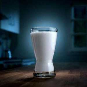 Mogu li piti mlijeko za noć? Značajke potrošnje mlijeka, svojstava, pogodnosti i štete