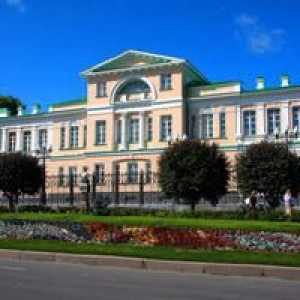 Музей камнерезного искусства (Екатеринбург) - сокровищница изделий из камня и драгоценных металлов