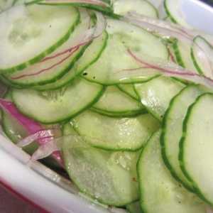 Nezhinsky salata od krastavaca: zimzelena povrća
