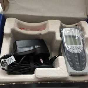 Nokia 8310 - legenda, dostupna svima