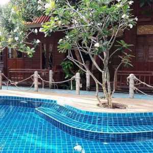Hotel Deeden Pattaya Resort: recenzije, opis, fotografija