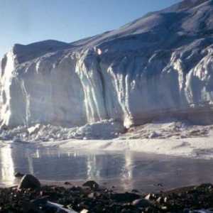 Озеро Восток в Антарктиде. Крупнейшее подлёдное озеро в Антарктиде