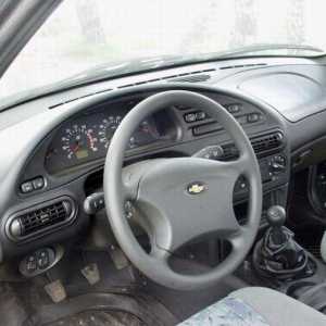 Upravljačka ploča: Chevrolet-Niva. Značajke, uređaj i recenzije