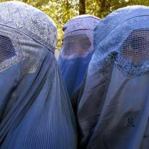 Paranja je vjerska odjeća muslimanskih žena