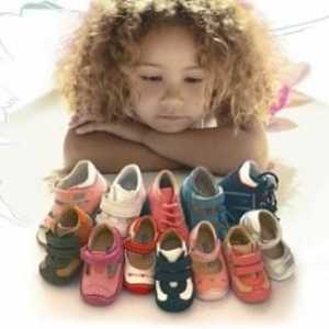Prva zbirka bebe su dječje cipele "Miniman"