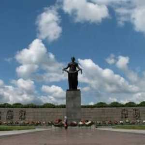 Spomenik Piskarevskog u St. Petersburgu: sjećanje koje je uvijek s nama