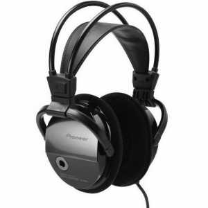 Zatvorene slušalice pune veličine Pioneer SE-M390: specifikacije, recenzije