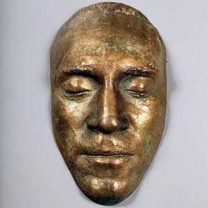 Posmrtna maska ​​Vysotskog. Arhiva Marina Vlady na aukciji