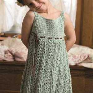 Jednostavna kukičana haljina za djevojčicu od 2 godine: dijagrami, preporuke, opis