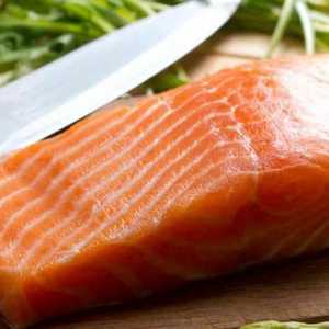 Jednostavni recepti za salate s crvenom ribom