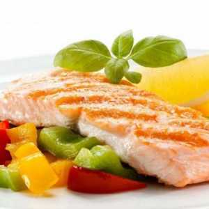 Salad recept od blago slanog lososa: tajne za kuhanje, preporuke