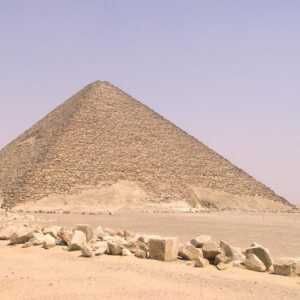 Pink piramida i njene neriješene tajne