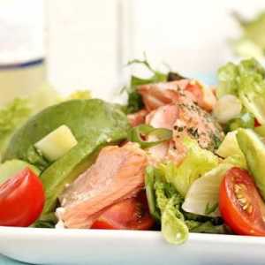 Avokado i salata od crvene ribe: recept