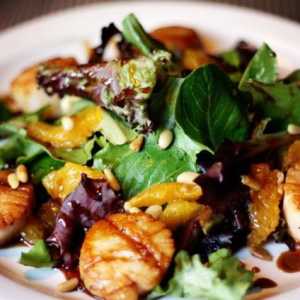 Salata s kapicama: kuhamo ukusno i raznovrsno