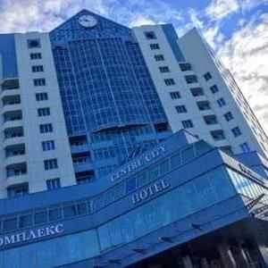 `Gradski centar `(Surgut): društveni značajni objekt Khanty-Mansijevskoga okruga