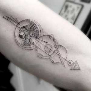 Stil `Line`ork` - tetovaža iz linija
