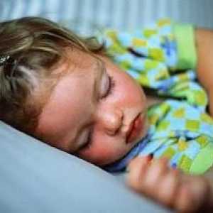 Vrijedno je brinuti ako se dijete diše u snu?