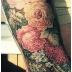 Tattoo `flower`: značenje. Kakva je tetovaža s cvijetom prikladna za djevojku?