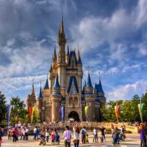Tokyo Disneyland (Japan): opis, povijest, zabava i recenzije turista