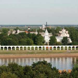 Veliky Novgorod, Yaroslavovo Dvorische: pregled, značajke, atrakcije i zanimljive činjenice