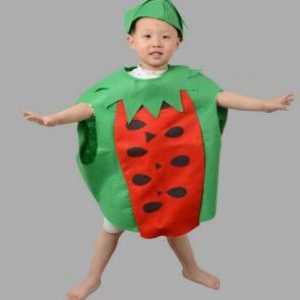 Sretan kostim lubenice za odmor - što odabrati