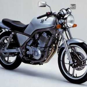 Yamaha SRX 400 je popularan svjetlosni motor