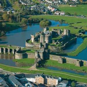 Dvorac u Kairfilly, Wales: povijest, opis, fotografija